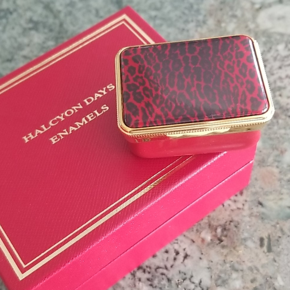 Leopard Print NM Halcyon Days Enamel 2002